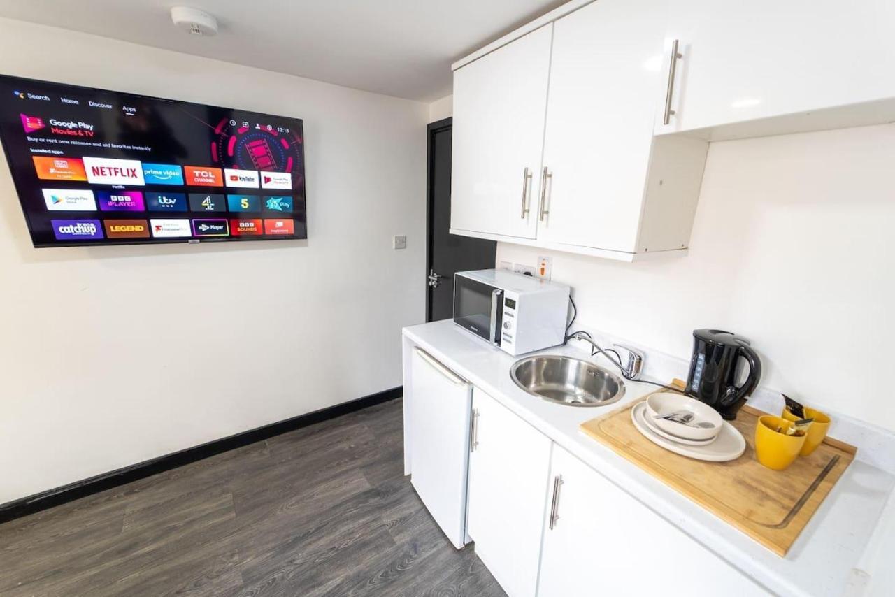 Studio Close To Selly Oak Train Station 버밍엄 외부 사진