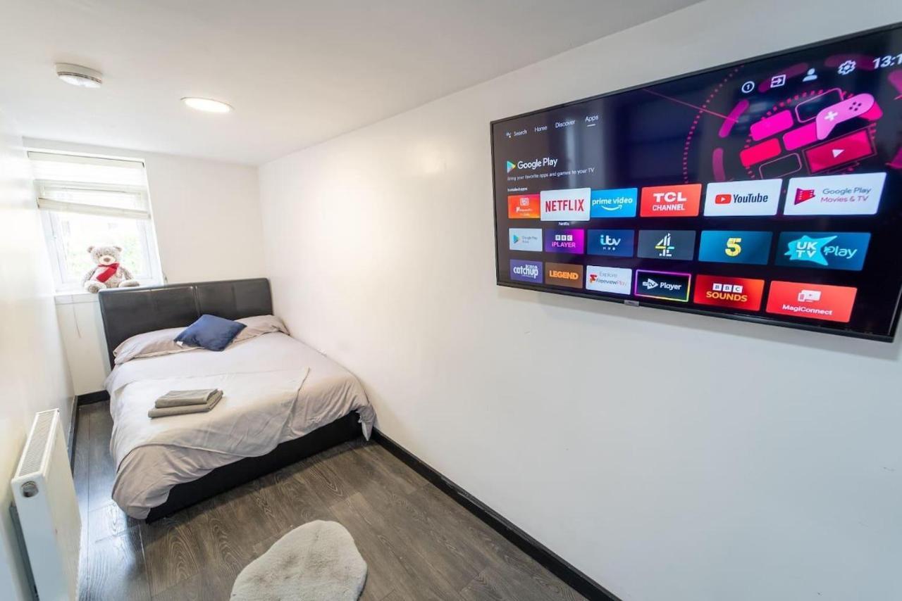 Studio Close To Selly Oak Train Station 버밍엄 외부 사진