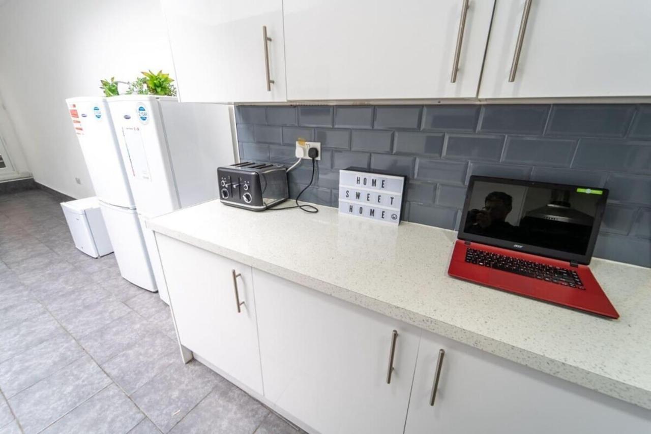 Studio Close To Selly Oak Train Station 버밍엄 외부 사진